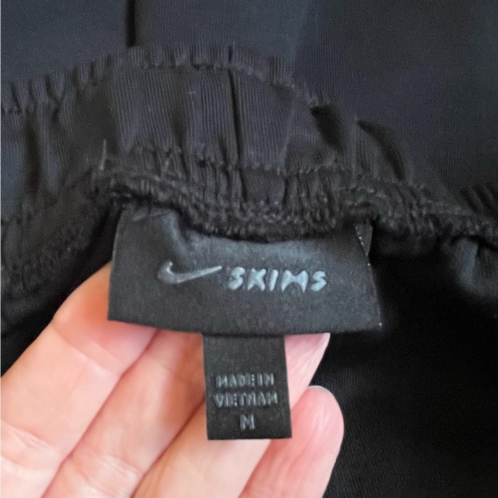 NWOT NIKE x SKIMS Tricot Matte Track Pant M - Picture 6 of 11